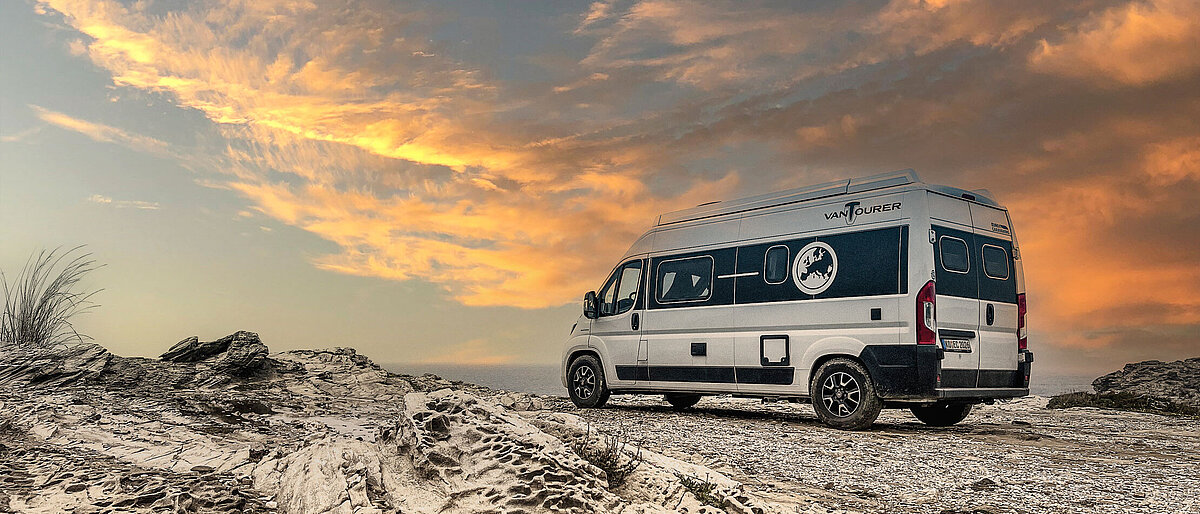 VANTourer Campervan an der Küste