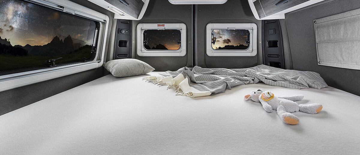 Querdoppelbett im VANTourer 600 D