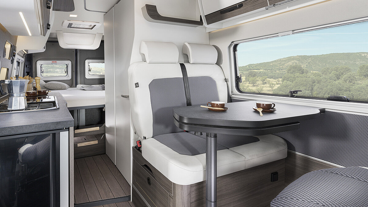 View inside the VANTourer 600 D panel van