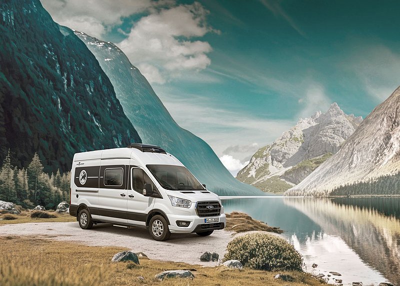 Comfort with a difference - with the VANTourer Ford 600 D, based on the Ford Transit, you are ready to hit the road at any time.