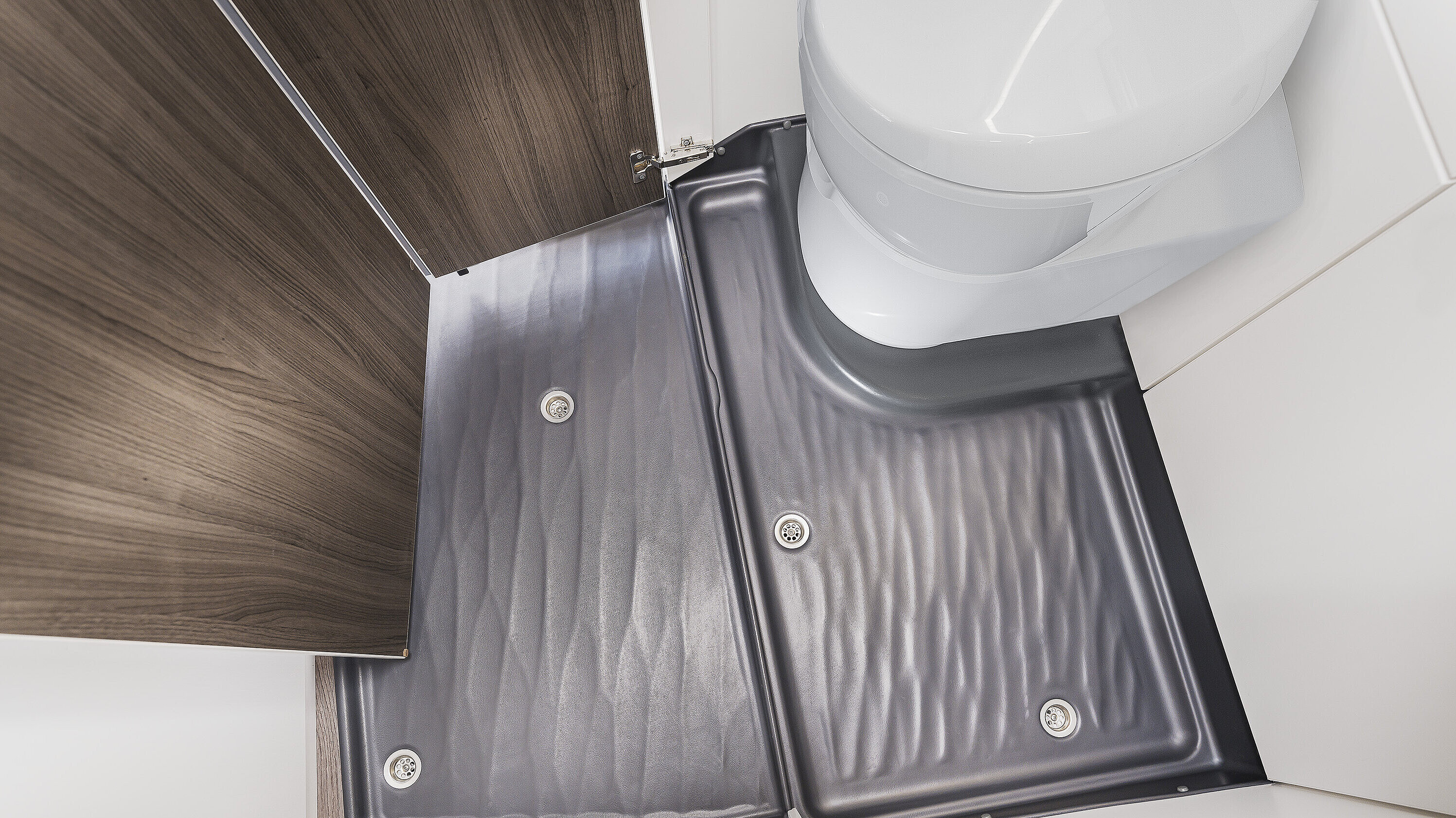 Thetford Trenntoilette im VANTourer Kastenwagen