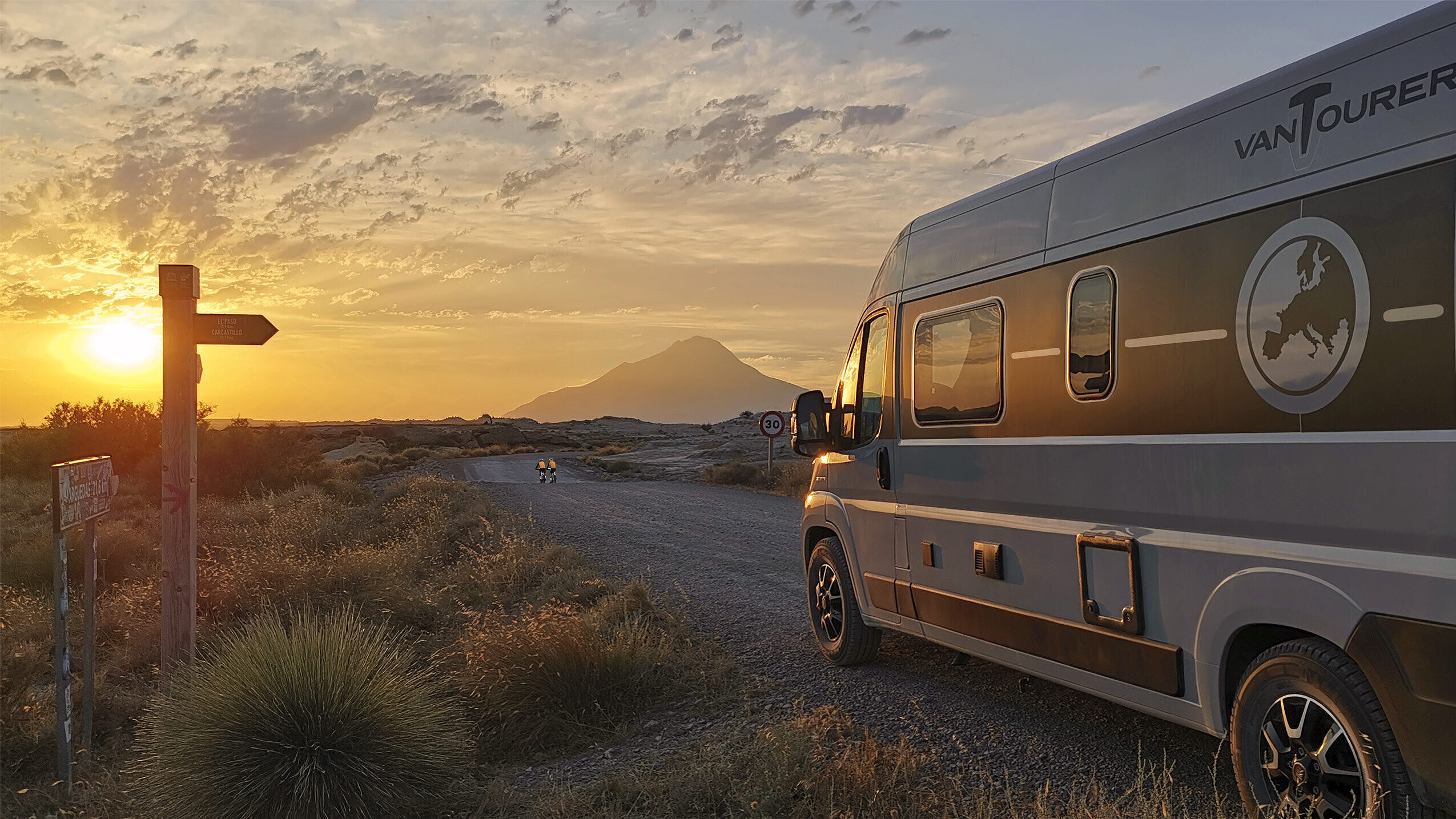 VANTourer Kastenwagen und Campervan