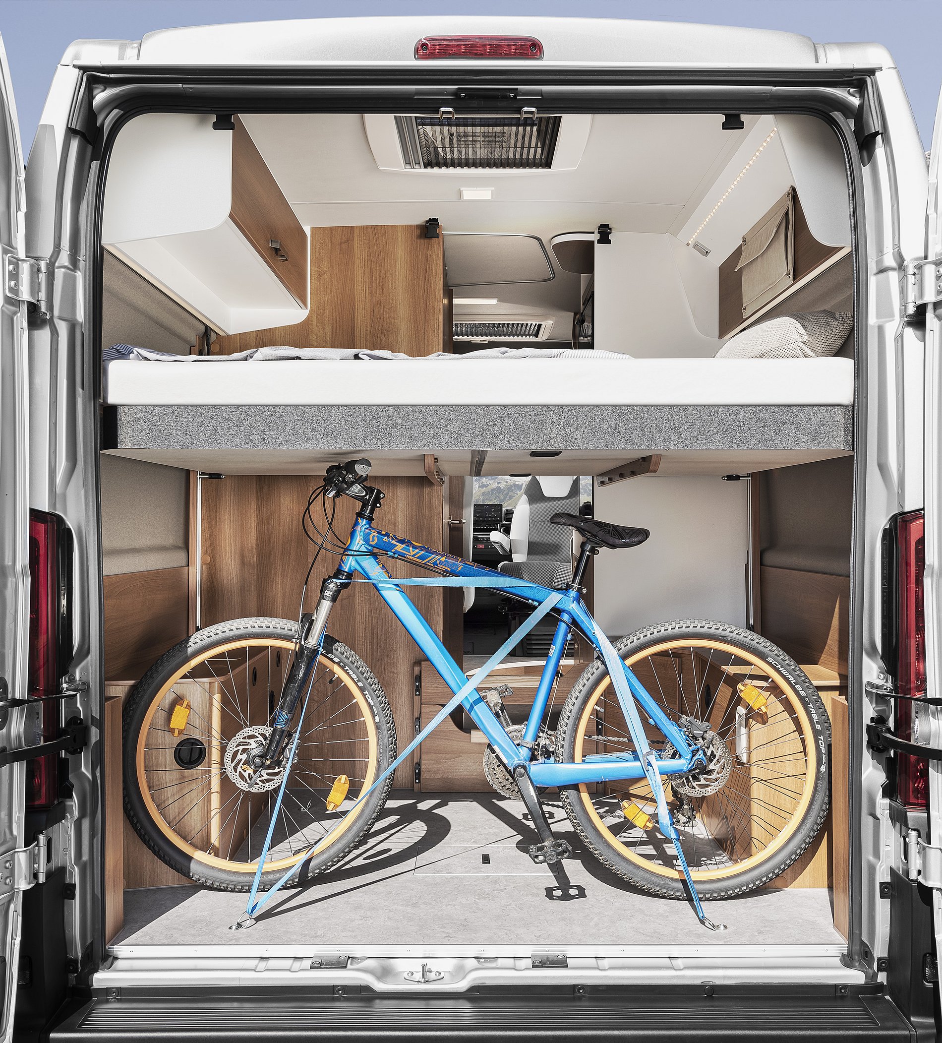 VANTourer Stauraum unter Hubbett