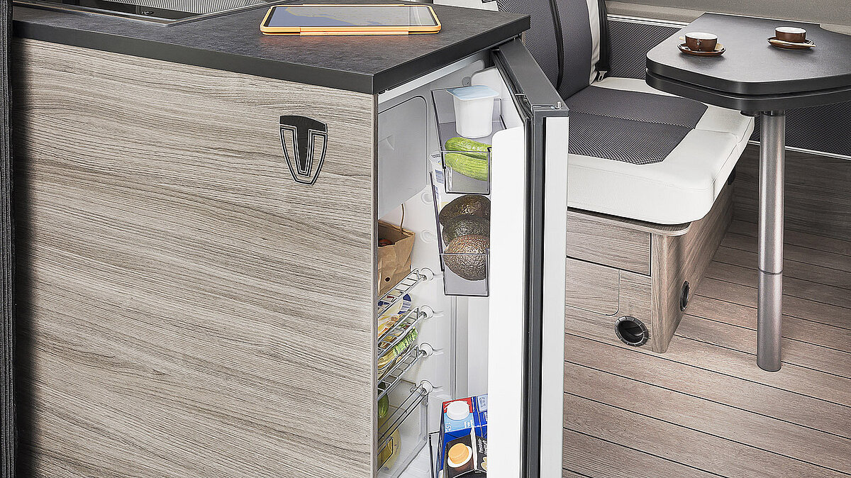 VANTourer 600 D Ford - Kühlschrank mit Doppelanschlag